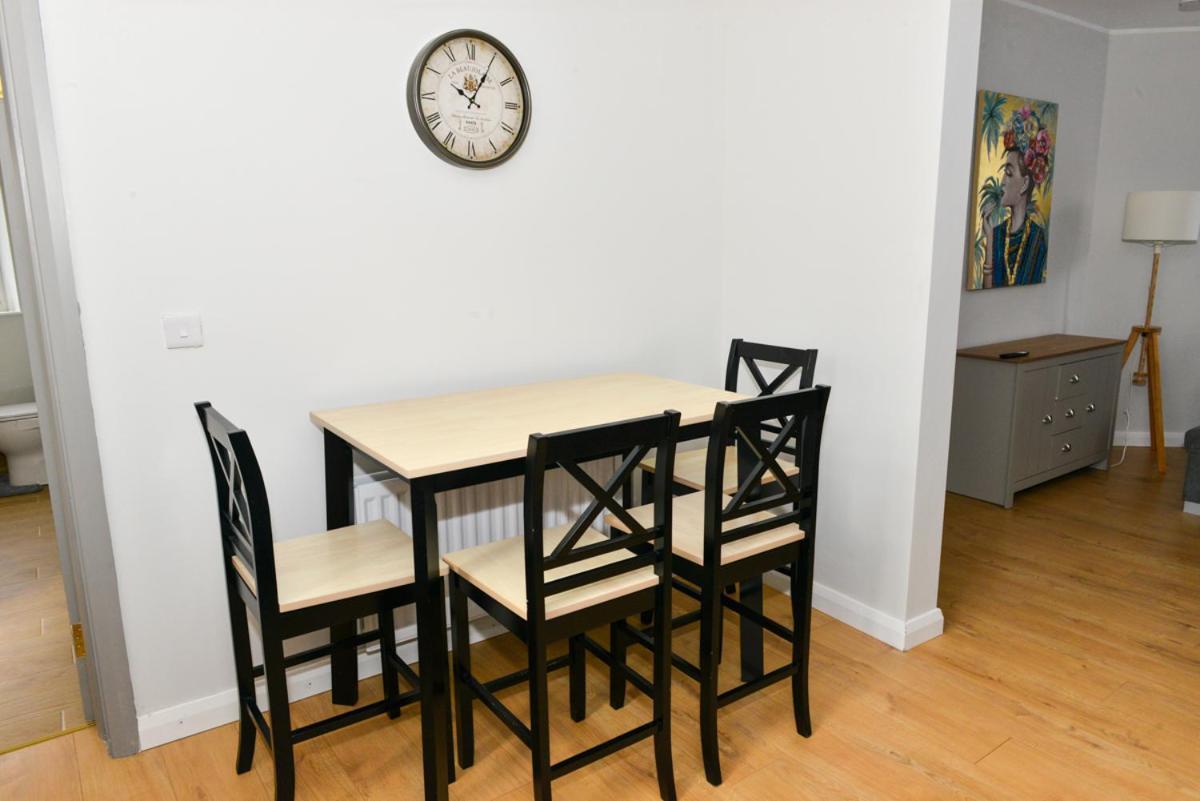 Esterville Apartments 1 And 2 Bedrooms Hot Tub Availability Белфаст Экстерьер фото