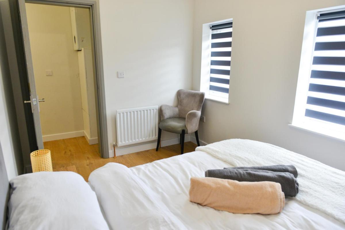 Esterville Apartments 1 And 2 Bedrooms Hot Tub Availability Белфаст Экстерьер фото