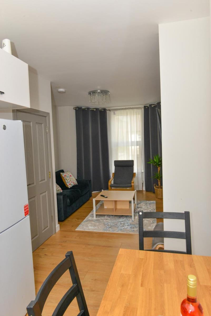 Esterville Apartments 1 And 2 Bedrooms Hot Tub Availability Белфаст Экстерьер фото